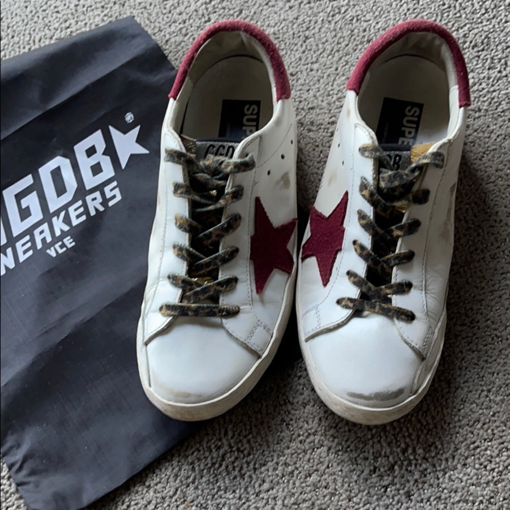 Golden Goose Superstar sneaks Size 37 - 7US